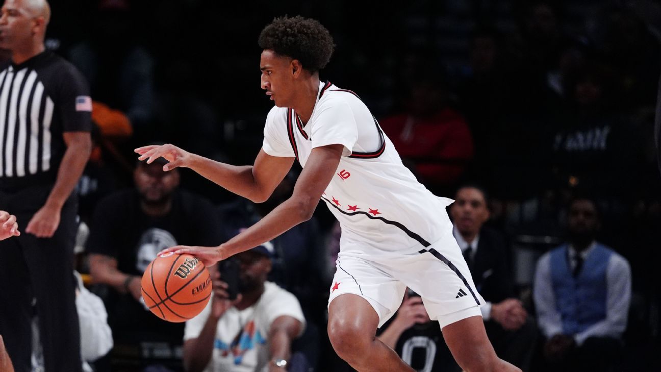 USC recruit Alijah Arenas in induced coma after crash, per sources