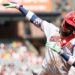 Reds score 24 runs, destroy Orioles in series finale