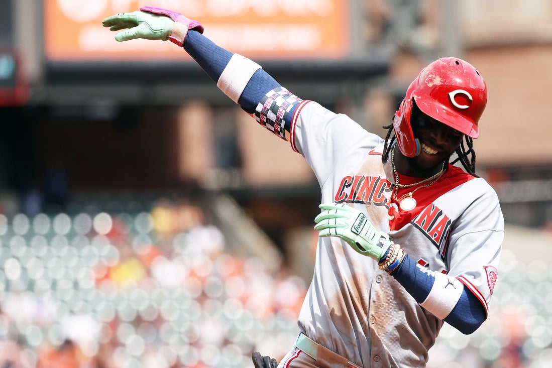 Reds score 24 runs, destroy Orioles in series finale