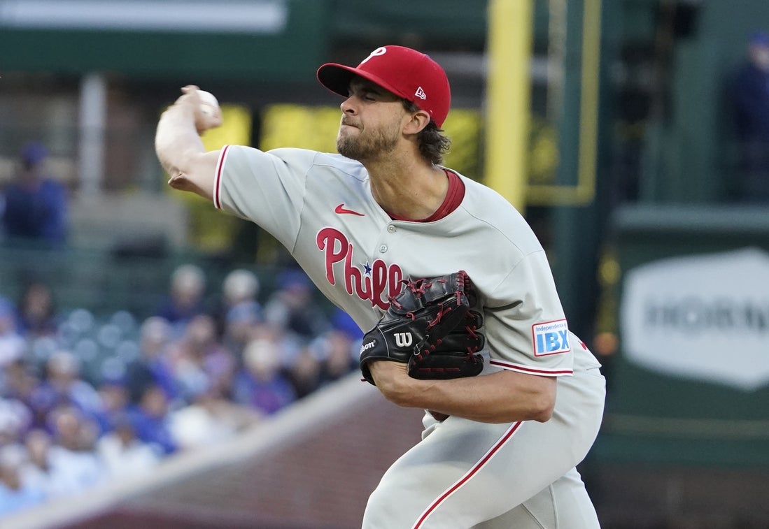 Phillies get two in 10th, win series from Cubs