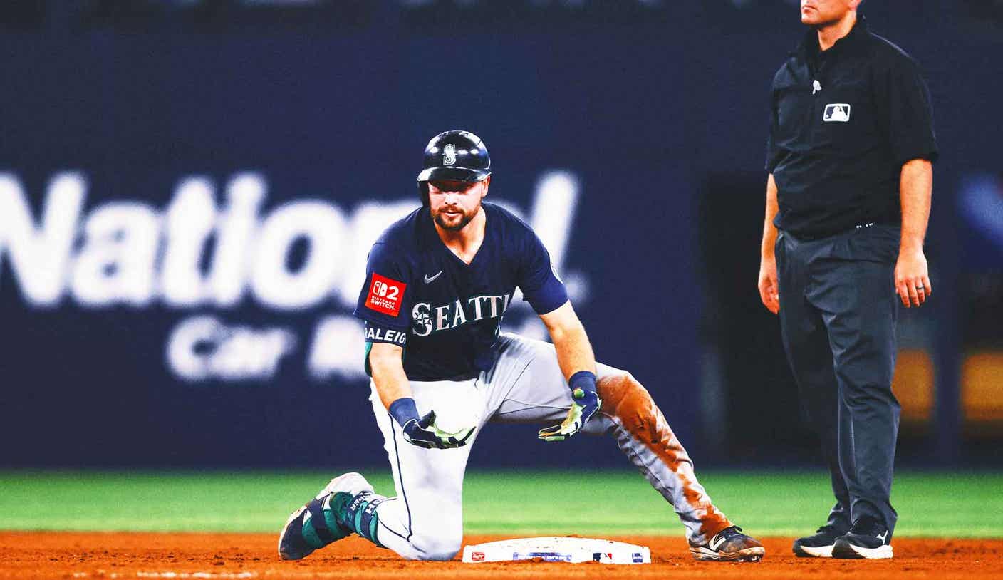 Jose Berrios and Cal Raleigh get heated over suspected pitch tipping incident