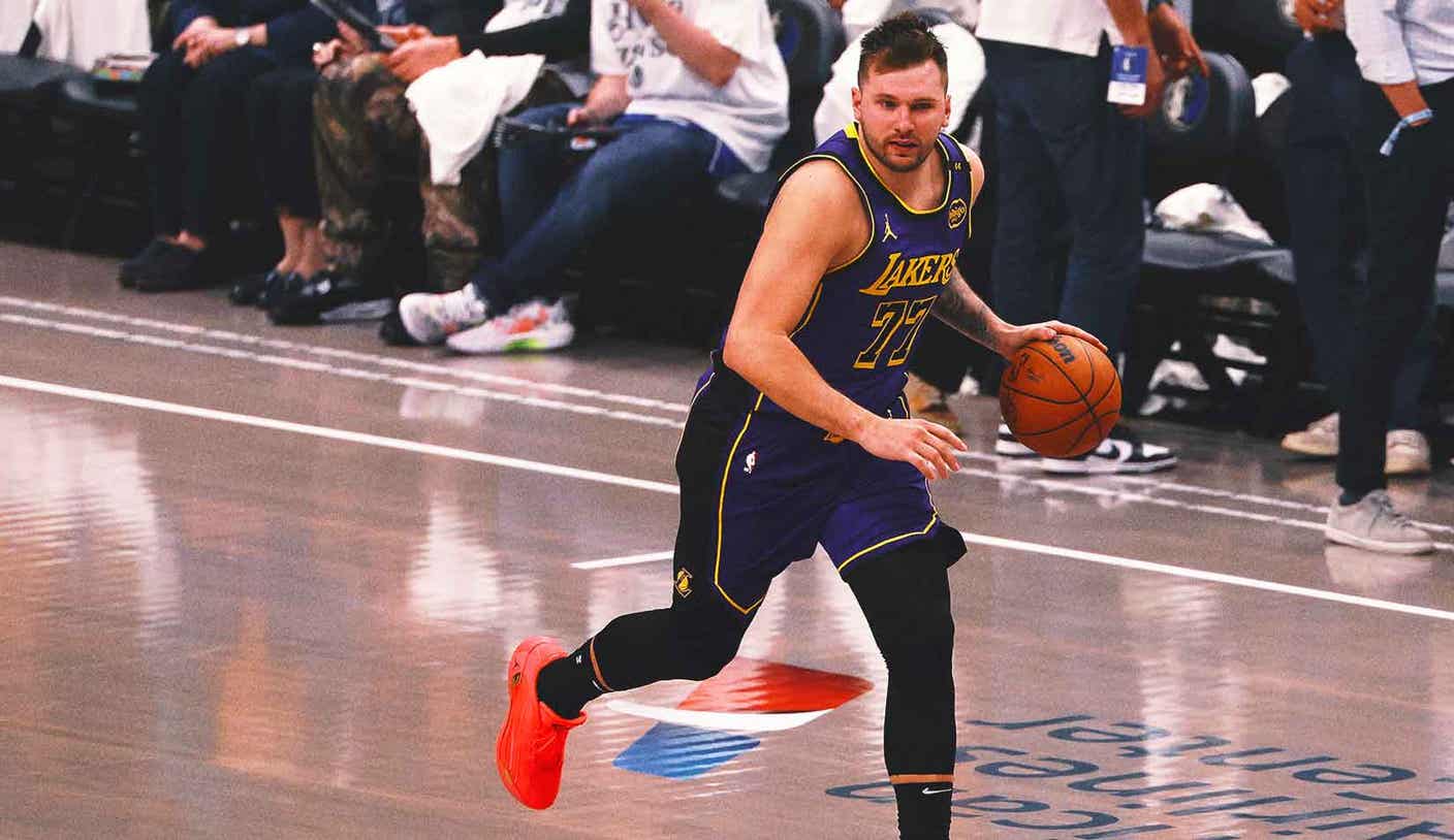 Luka Doncic ties season high with 45 points in triumphant return to Dallas