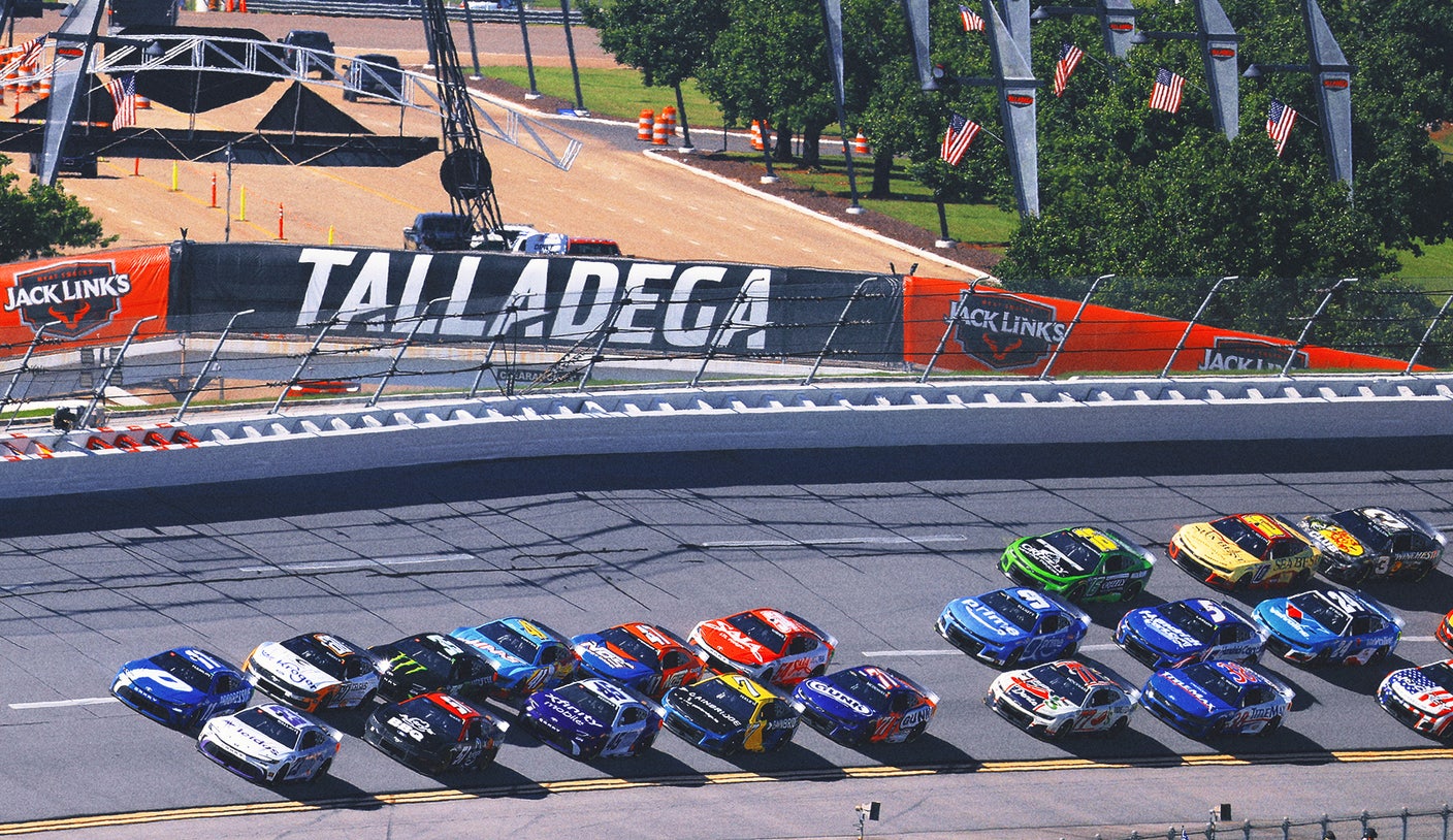 Kyle Larson, Denny Hamlin among those feeling helpless after Talladega